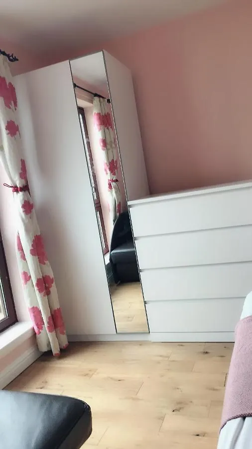 Edinburgh City Centre Old Town Holiday Apartment 3 Bedrooms
